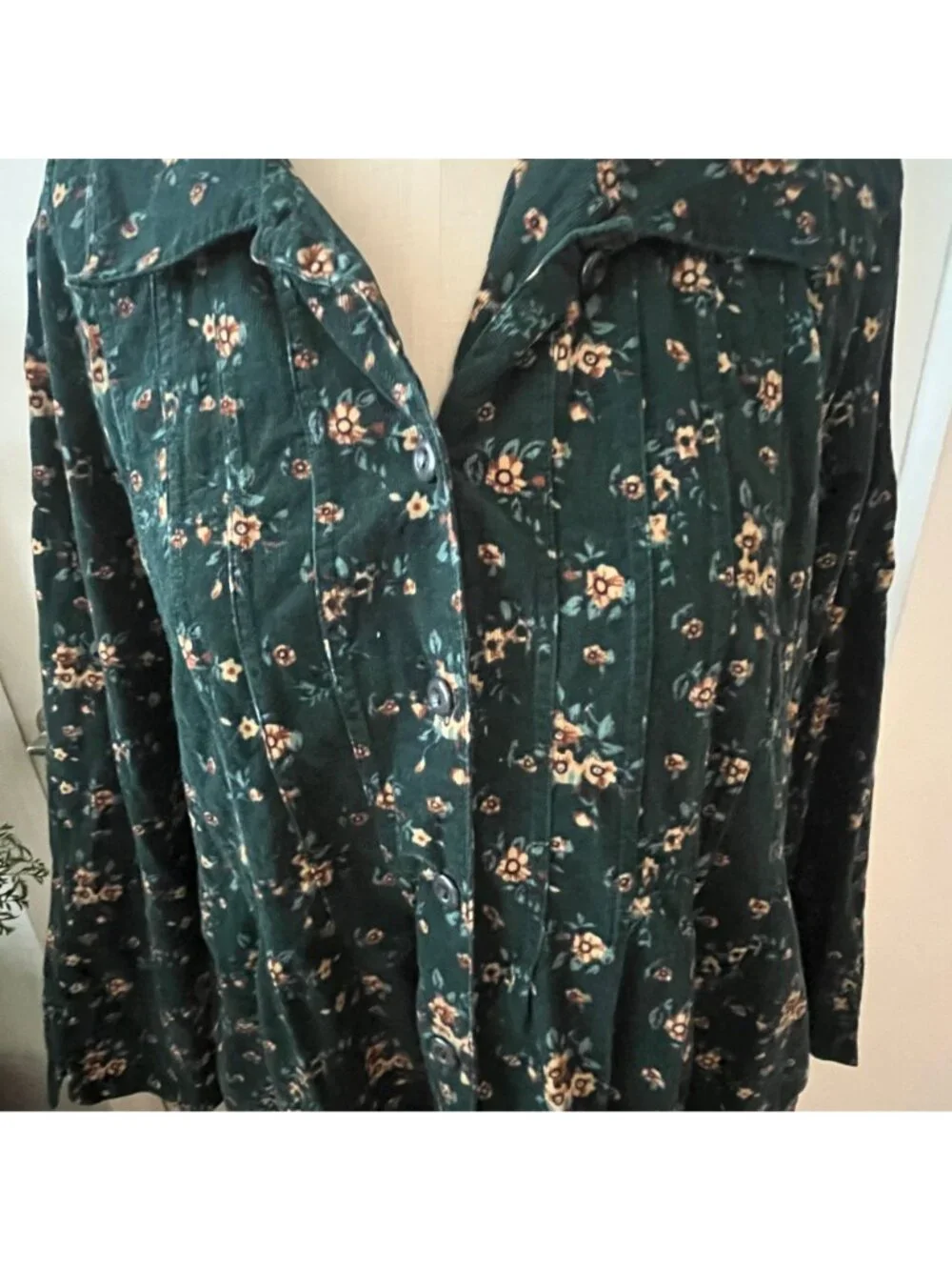 LA CERA Green Corduroy Floral‎ Button Down Maxi  Size Large - Picture 4 of 9